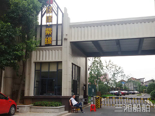 小区门头及休息廊架